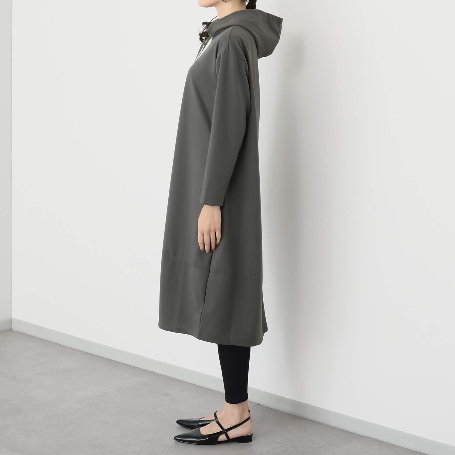 プラスエム 異素材組み合わせ フーディーワンピース