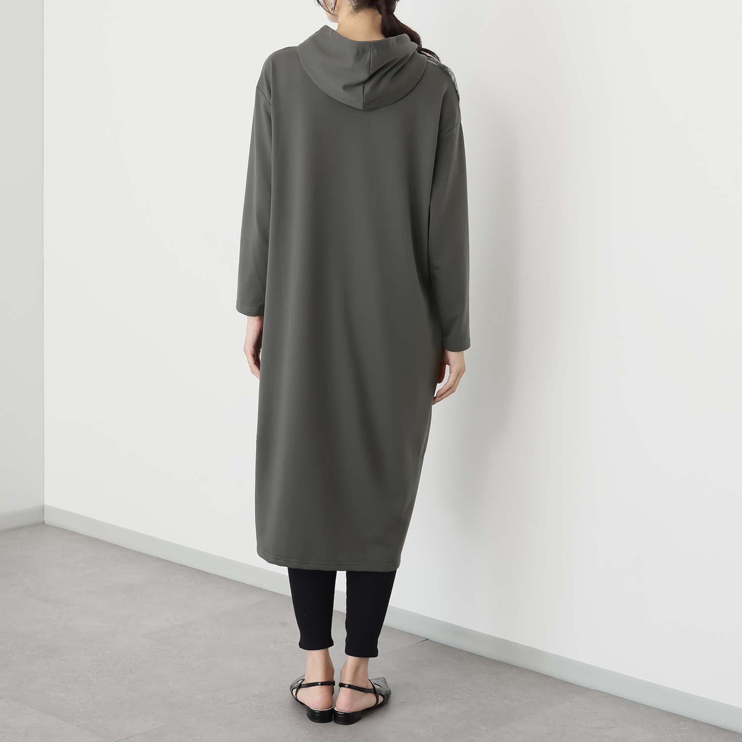 プラスエム 異素材組み合わせ フーディーワンピース