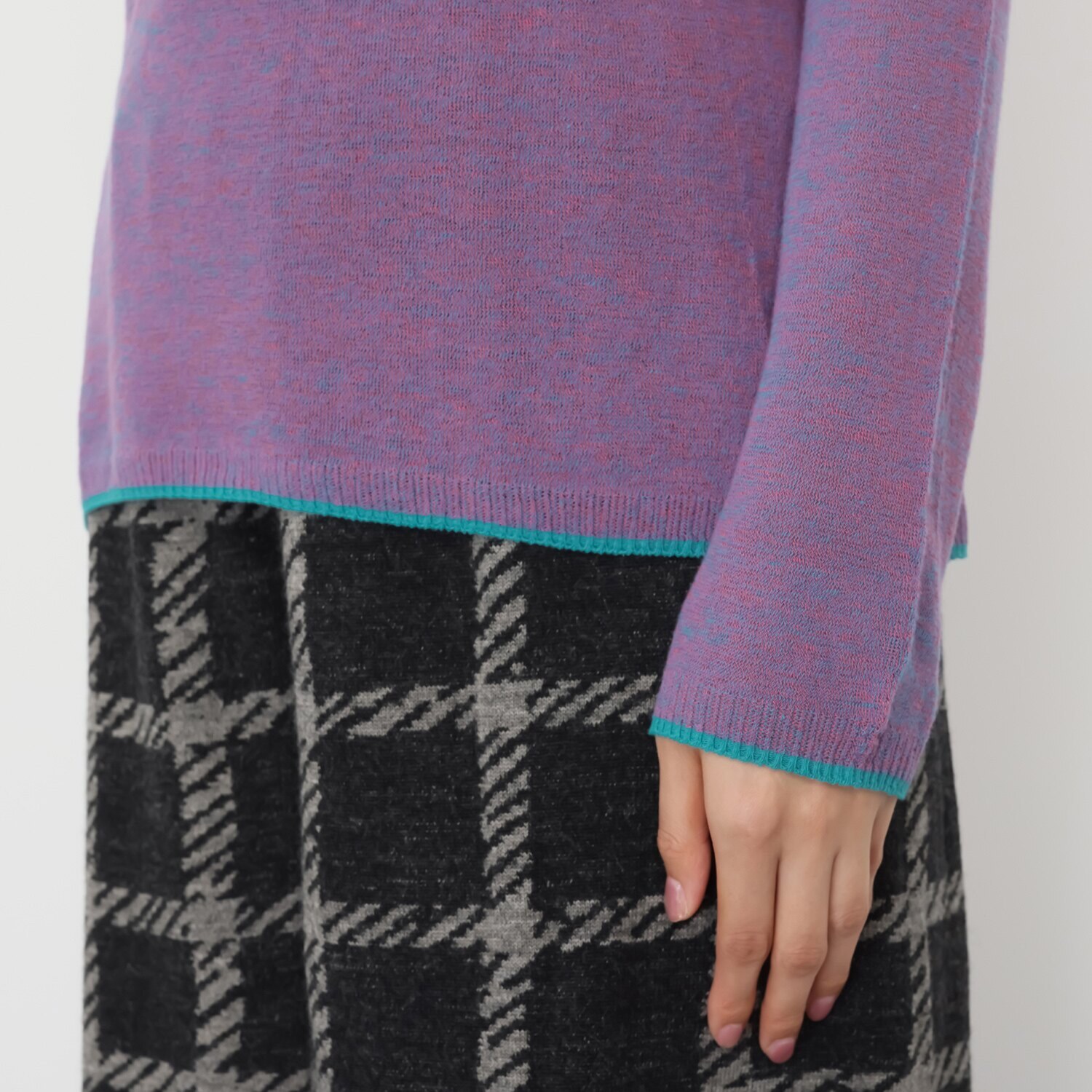 エム　アンド　キョウコ シームレス プルオーバー