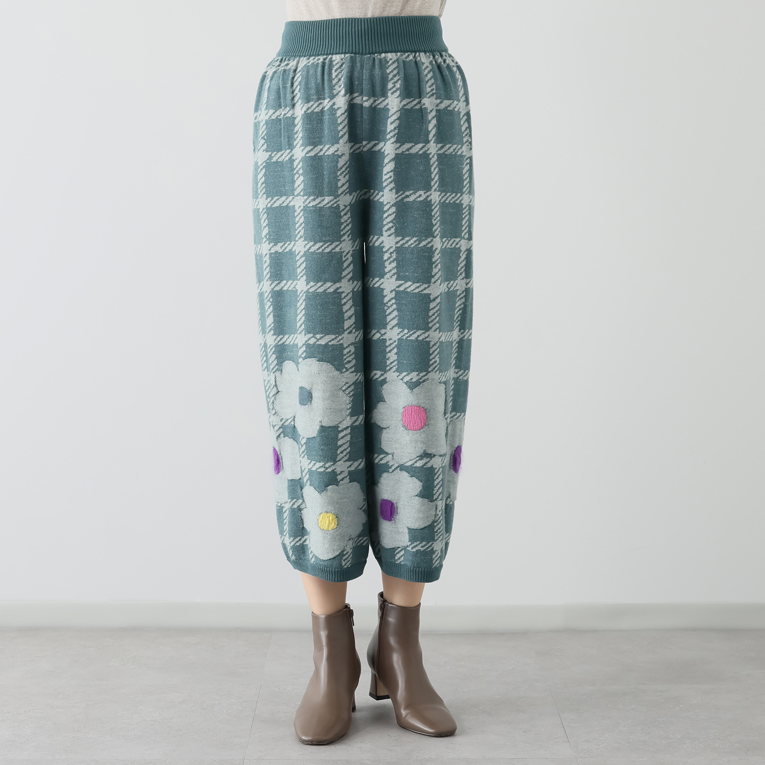 エム　アンド　キョウコ 圧縮ニットパンツ