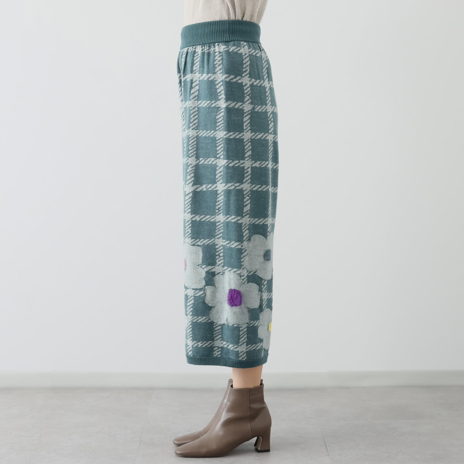 エム　アンド　キョウコ 圧縮ニットパンツ