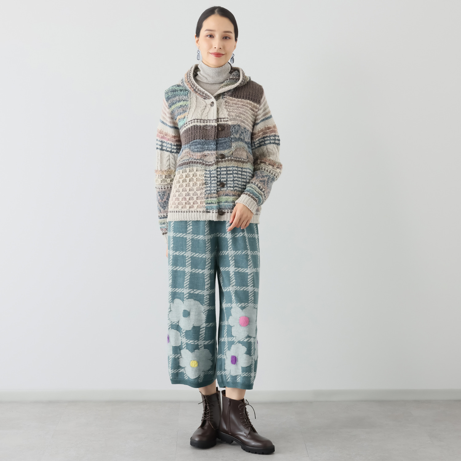 エム　アンド　キョウコ 圧縮ニットパンツ