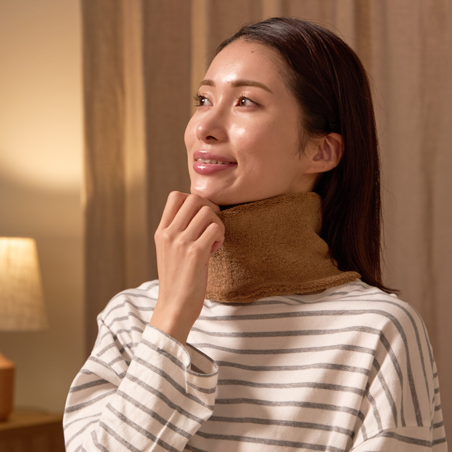 ミーテ ふんわり密着 ネックウォーマー