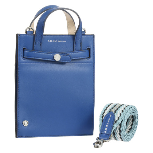 エーディーエムジェイ　イタリアンラムレザー　ストラップ付　モバイルポーチ