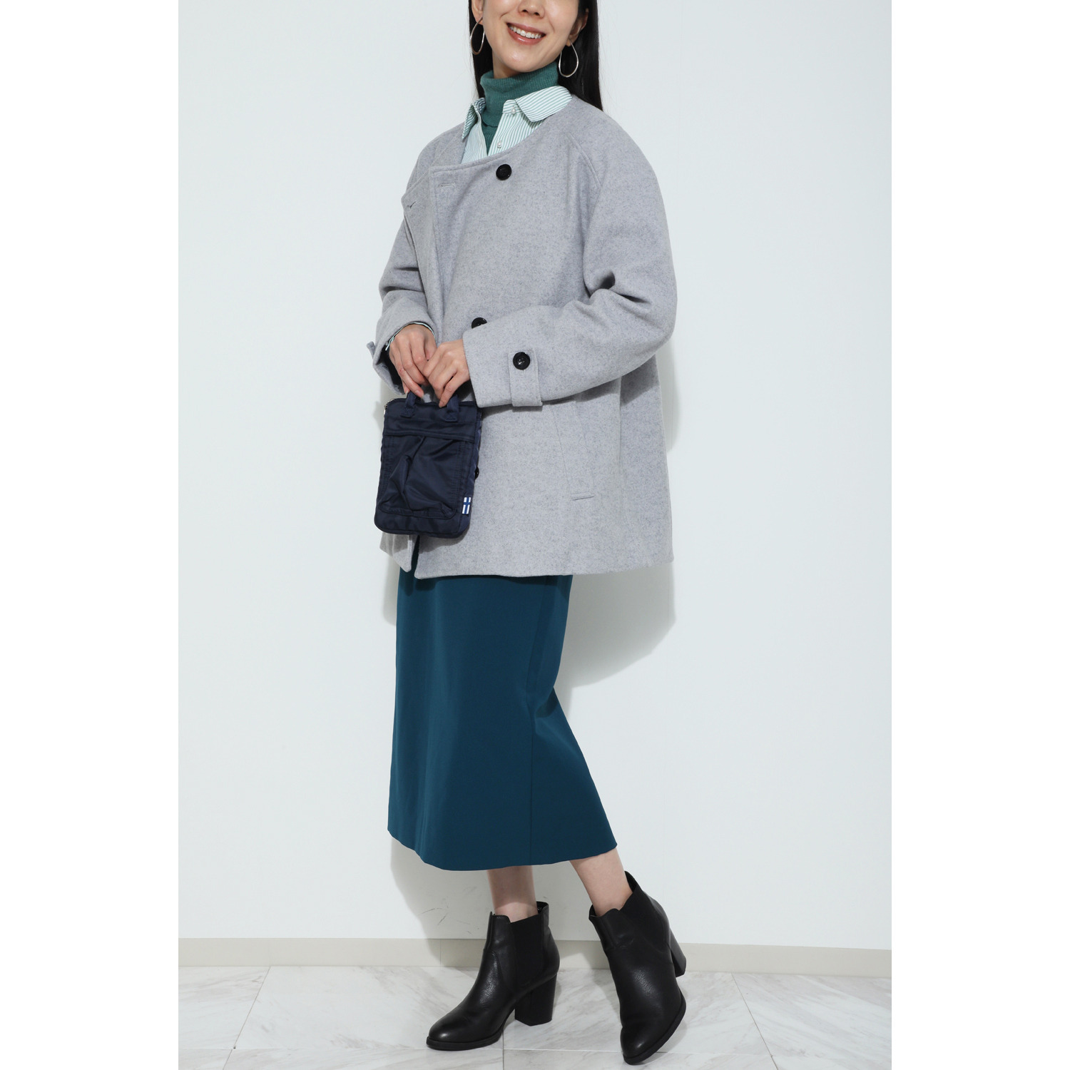 ファンティ コンパクトで収納力抜群 軽くて丈夫な毎日使いたい ２ウェイミニバッグ