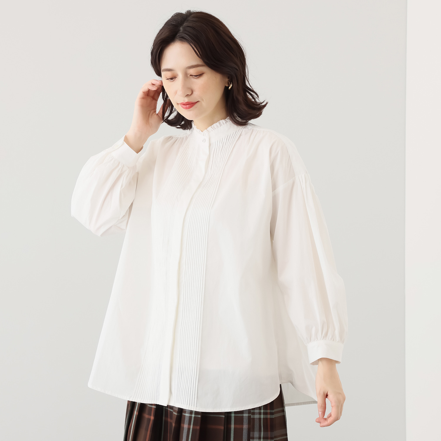 ポンデシャロン ピンタック バンドカラーシャツ