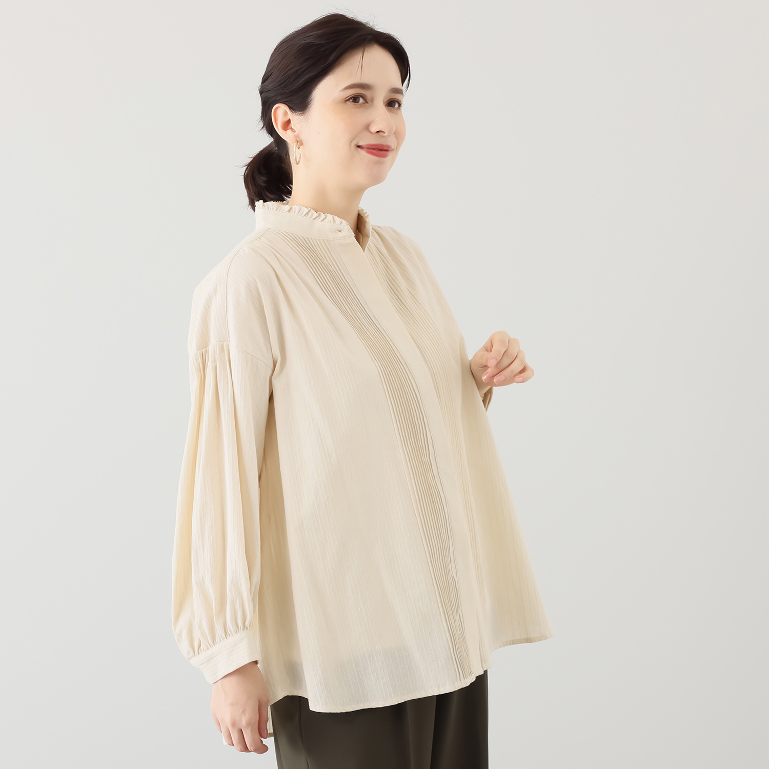 ポンデシャロン ピンタック バンドカラーシャツ