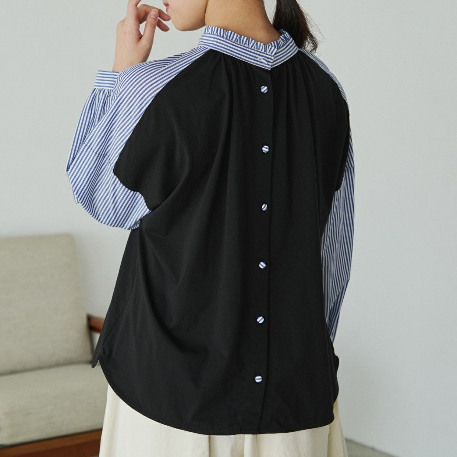 ポンデシャロン ２ウェイ フリルスタンドブラウス