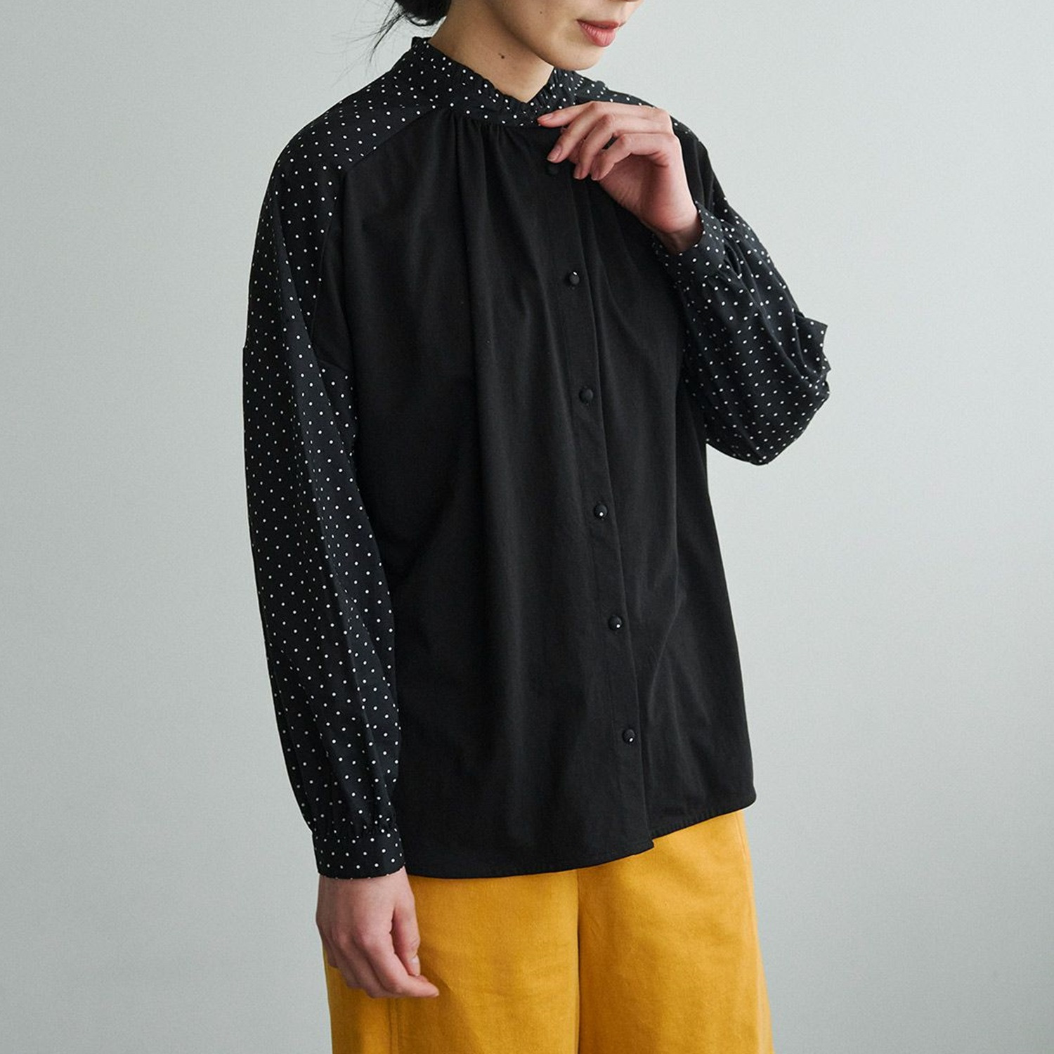 ポンデシャロン ２ウェイ フリルスタンドブラウス