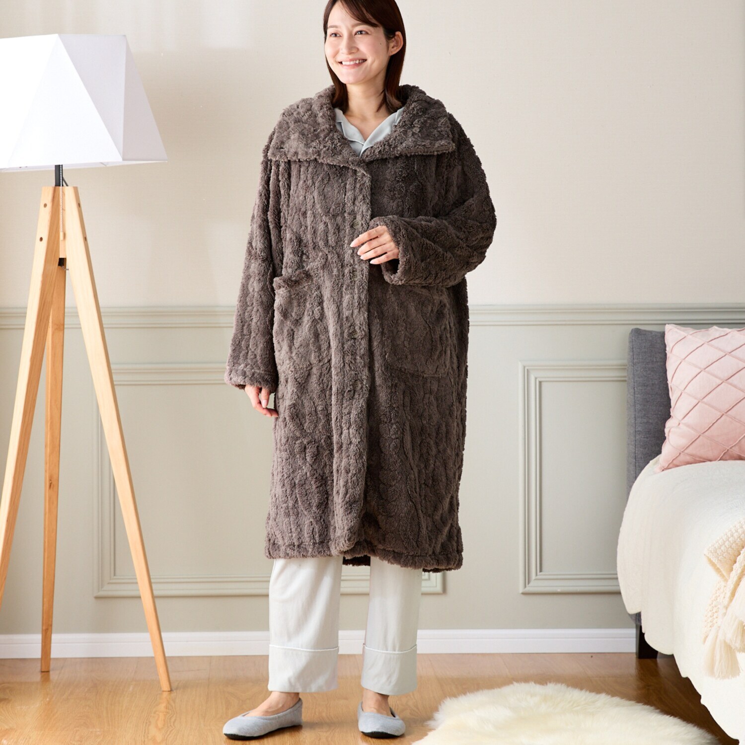 ｎｉｓｈｉｋａｗａ ケーブルニットデザイン あったか着る毛布