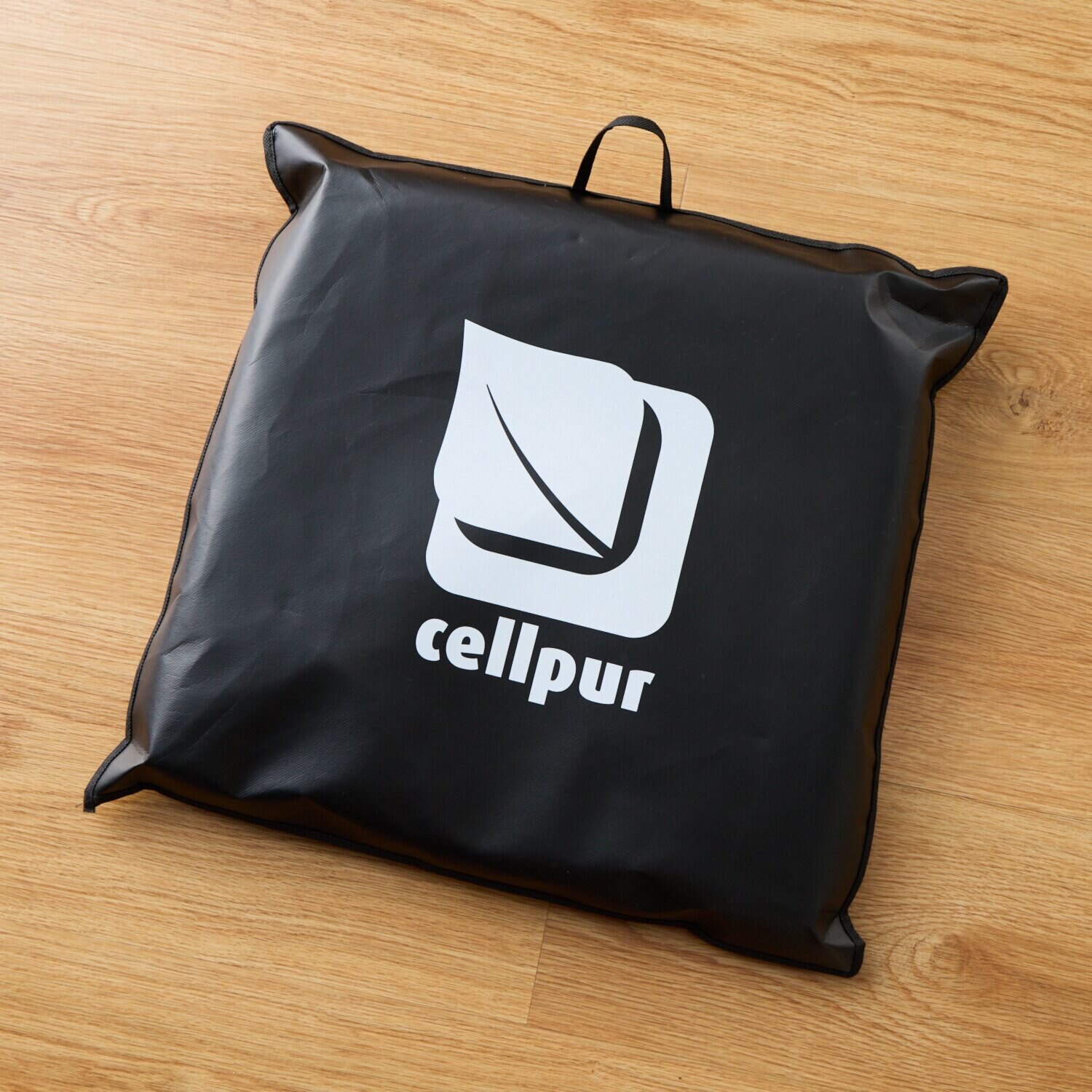 セルプール 特許取得形状で着座時の お尻と姿勢を快適に！ お尻のためのまくら フォー・ユア・ヒップＩＩＩ