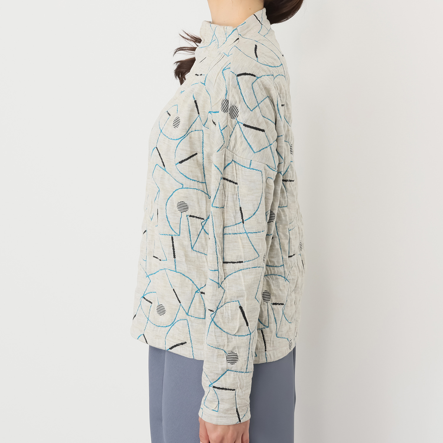 クリン　ヨシキ 幾何学柄 モモンガ風プルオーバー