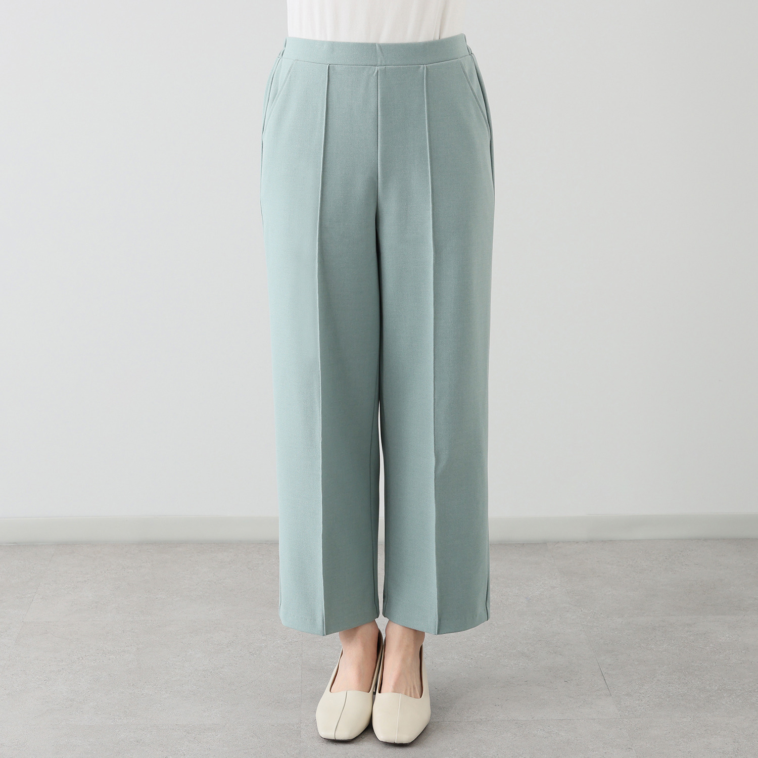 ＴＡＫＵＭＩＢＡ 吸湿発熱 ウーリッチウォーム イージーワイドスラックス ＜股下６５ｃｍ＞