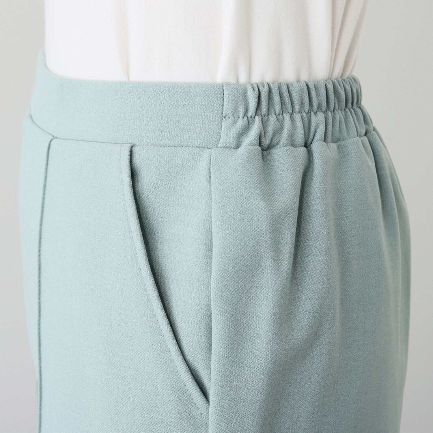 ＴＡＫＵＭＩＢＡ 吸湿発熱 ウーリッチウォーム イージーワイドスラックス ＜股下６５ｃｍ＞