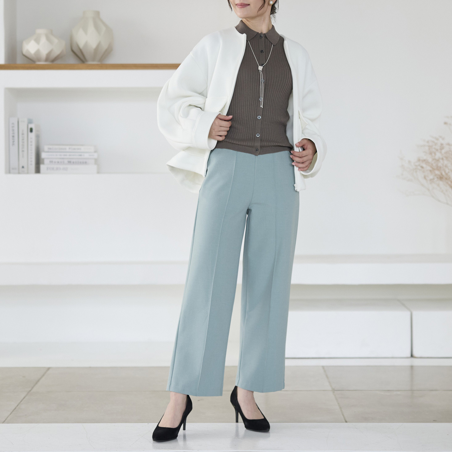 ＴＡＫＵＭＩＢＡ 吸湿発熱 ウーリッチウォーム イージーワイドスラックス ＜股下７０ｃｍ＞