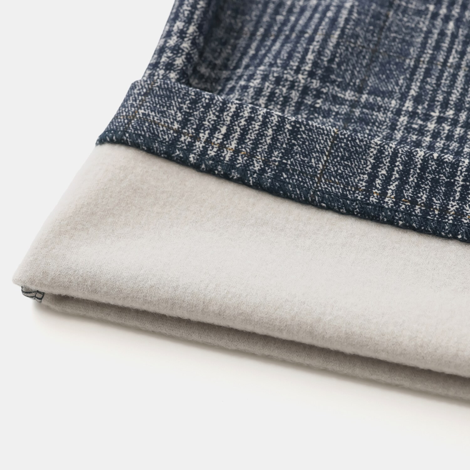 ピーツー 吸湿発熱・吸放湿 裏起毛セミワイドパンツ