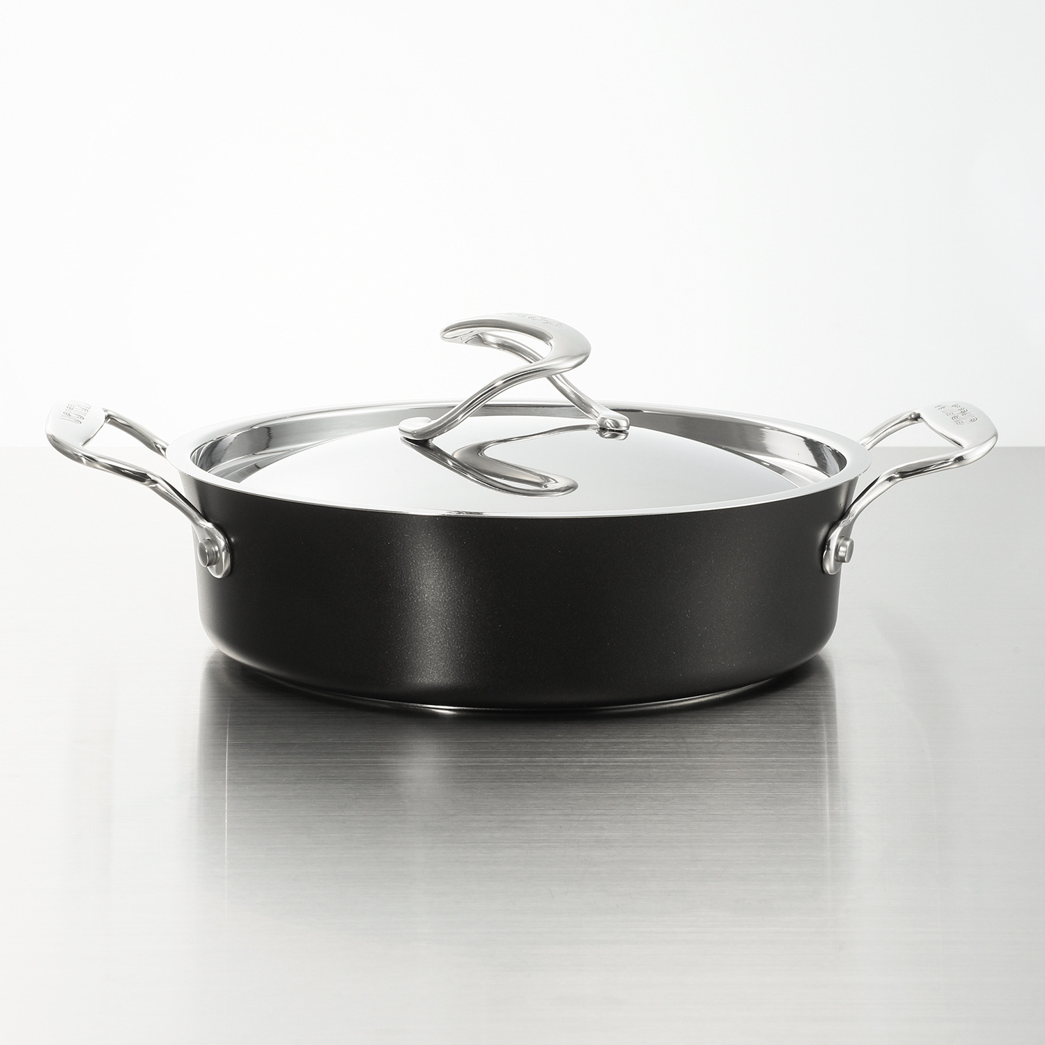 マイヤー すき焼きや鍋料理は勿論！ フライパンとしても 使える両手鍋 サーキュロン両手浅型鍋 ＜２４ｃｍ＞