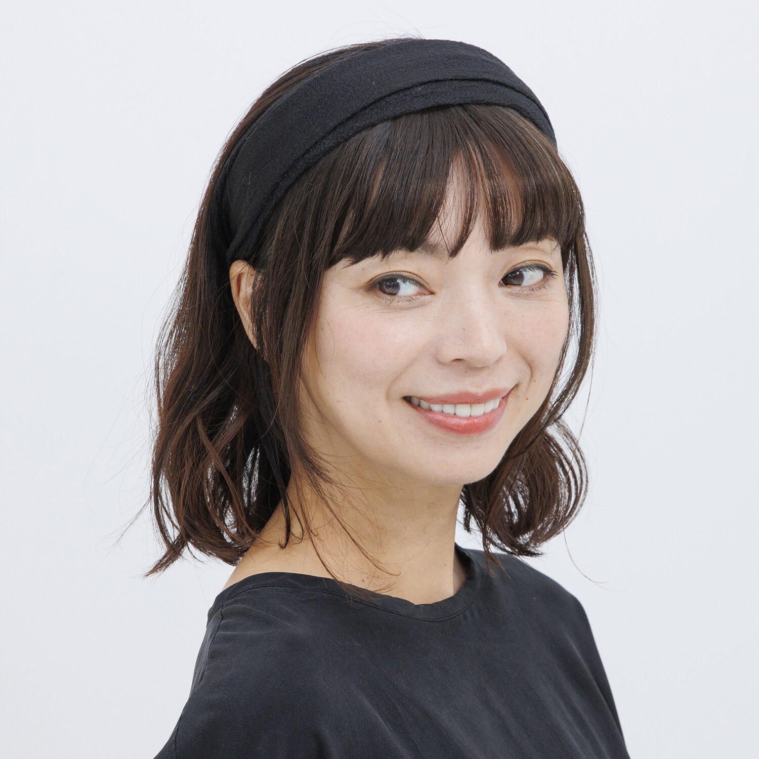 ギンカウィンカ 前髪とお顔周りの毛が 自然に完成 ドレスドヘア 前髪ウィッグ＆ カチューシャ