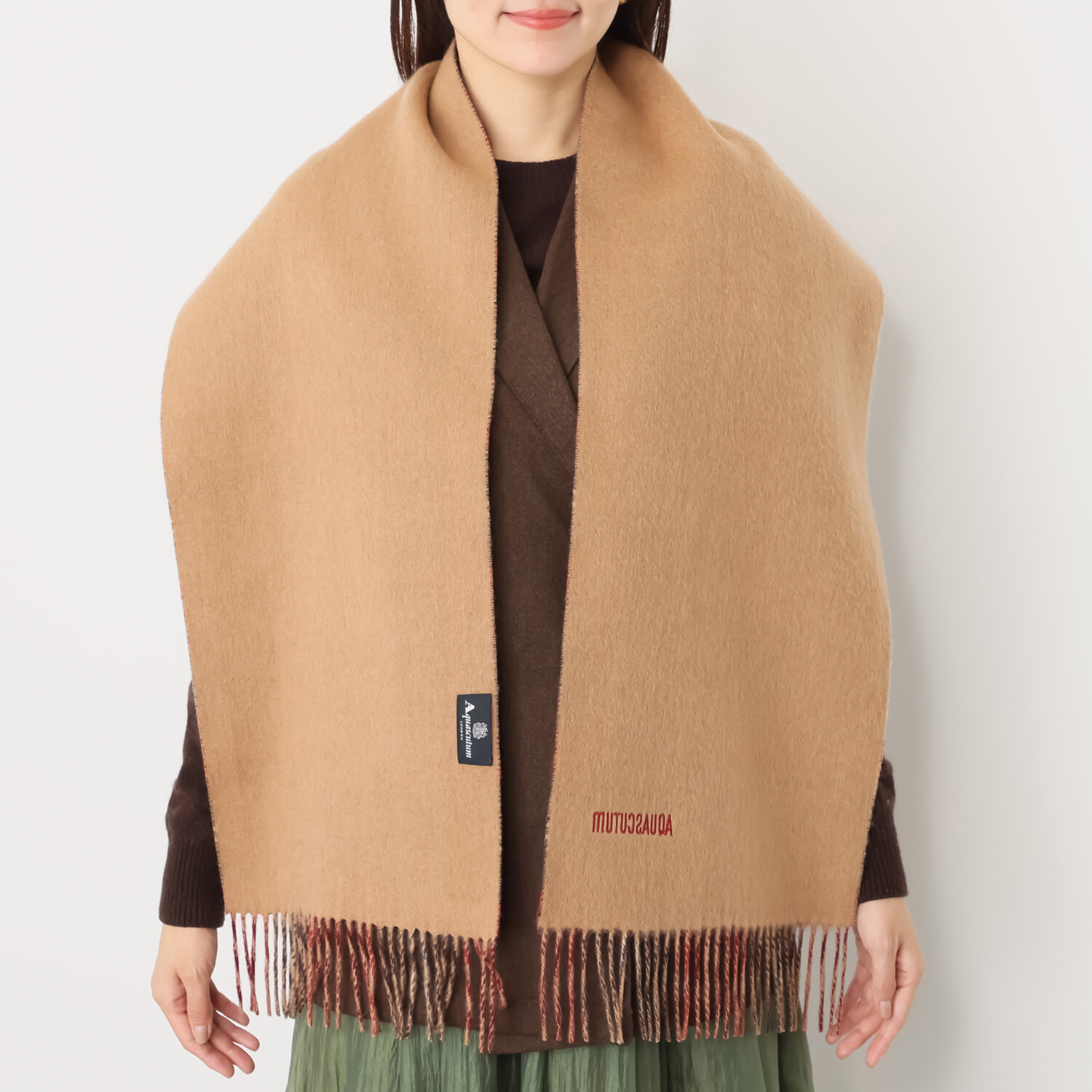 アクアスキュータム ウール１００％ ダブルフェイス チェックマフラー