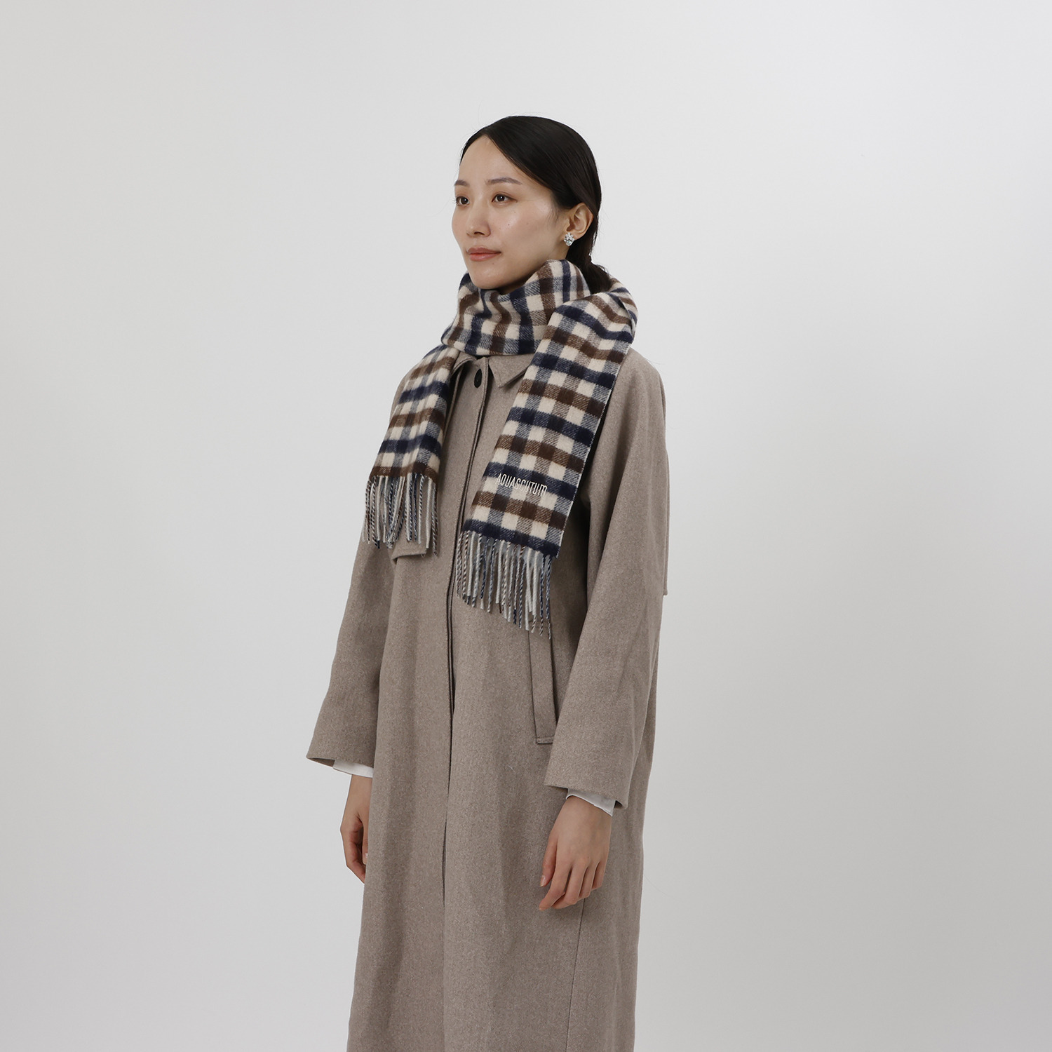 アクアスキュータム ウール１００％ ダブルフェイス チェックマフラー