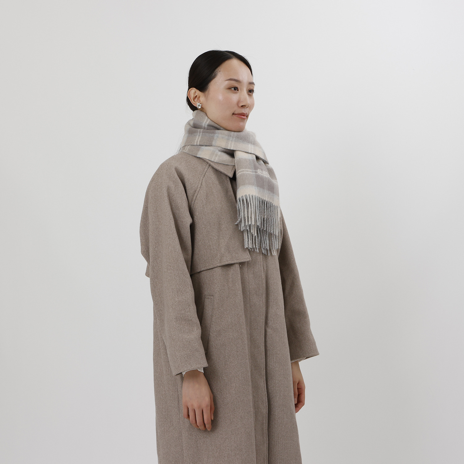 アクアスキュータム ウール１００％ ダブルフェイス チェックマフラー