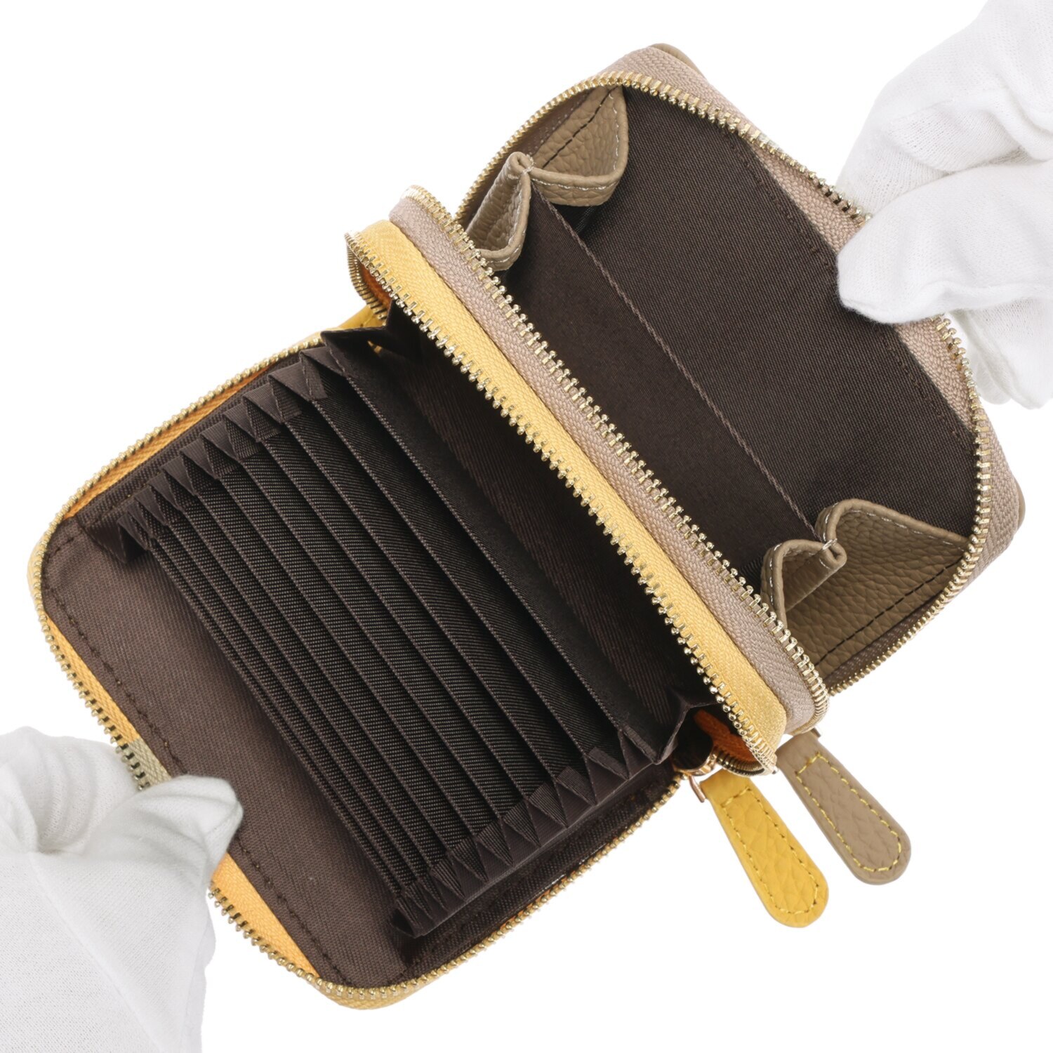 クレドバイメロディー 一目でわかるカード収納 ストラップ付 牛革ウォレット