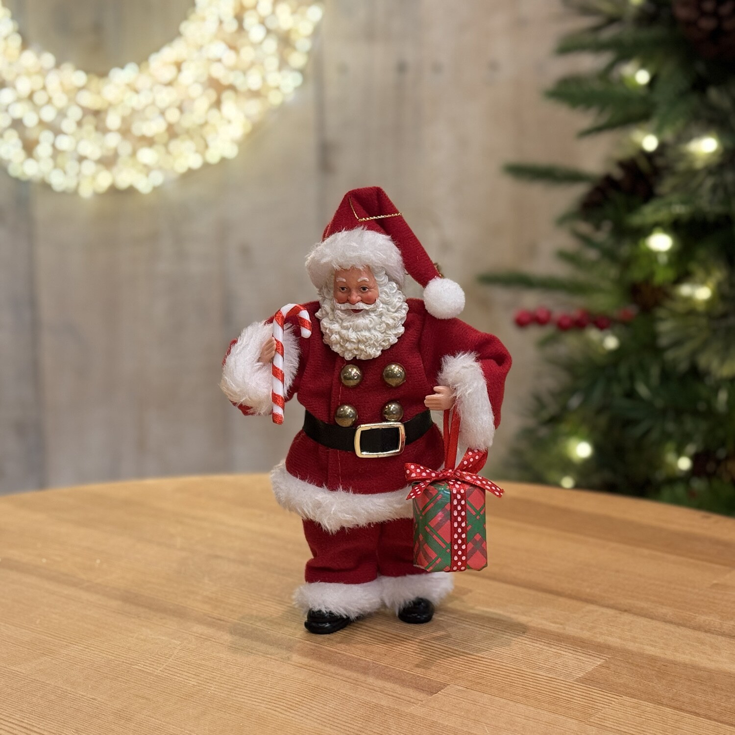 リアルな顔が 可愛くてオシャレ！ サンタオーナメント