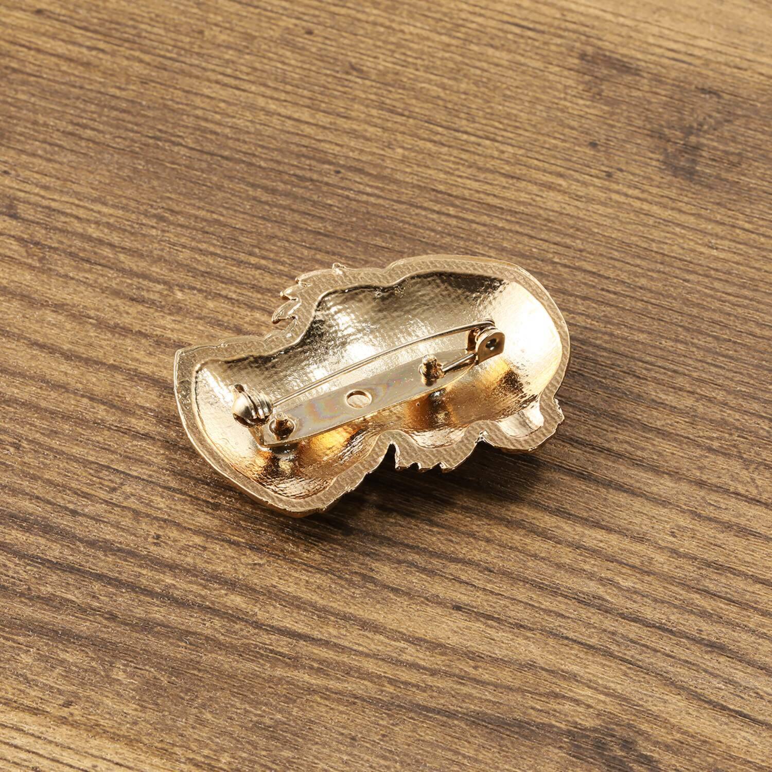 ピカっと輝くきらめき！ ドッグサンタ ブローチ