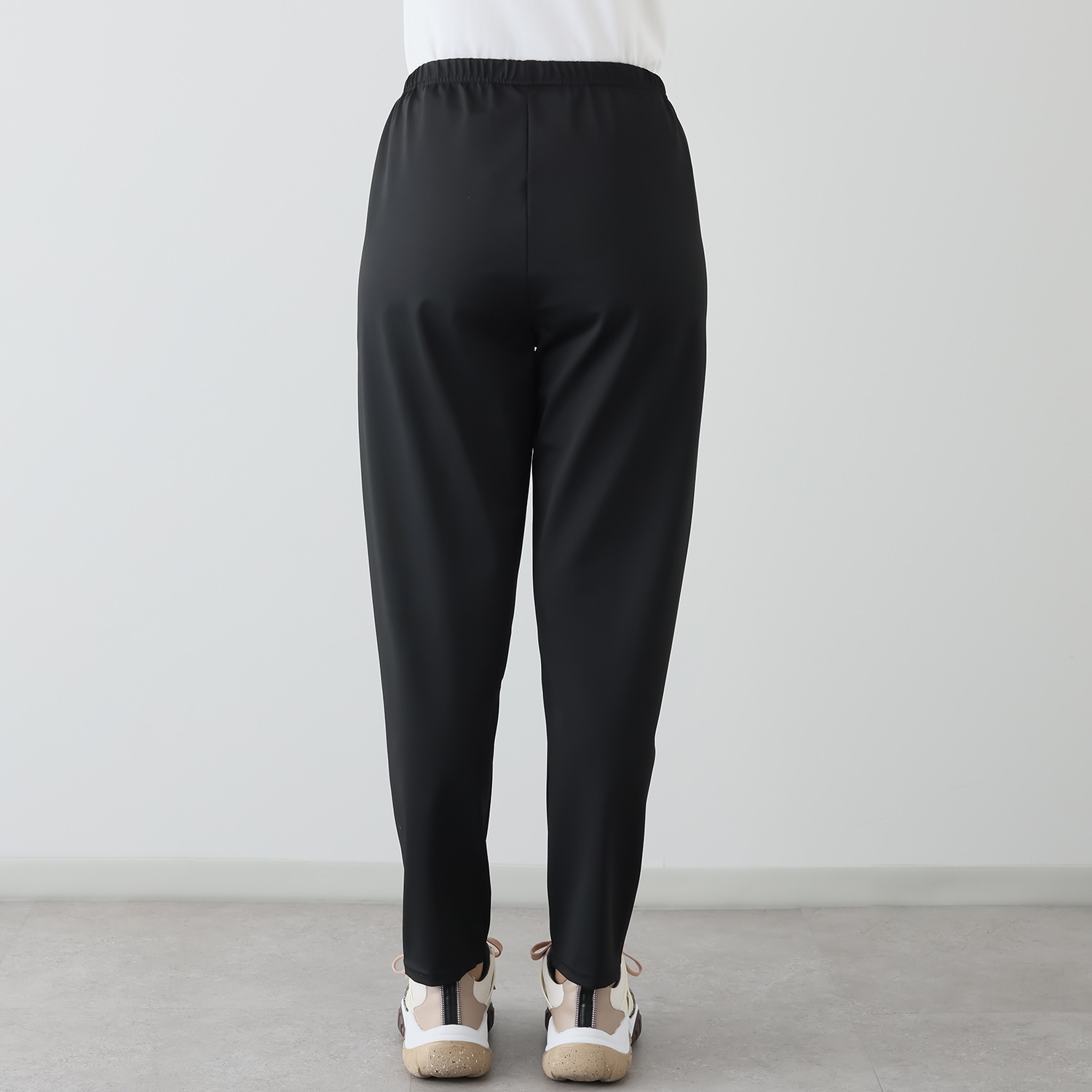 温かさ、着心地を追求！ 着て温か！動いて発汗！ アクティバイタル ストレッチ 魔法瓶サーモスーツ