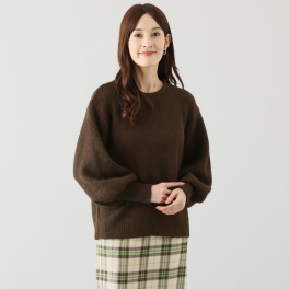 エーエフコンフィ ふんわり袖の モヘヤ調 ニットプルオーバー