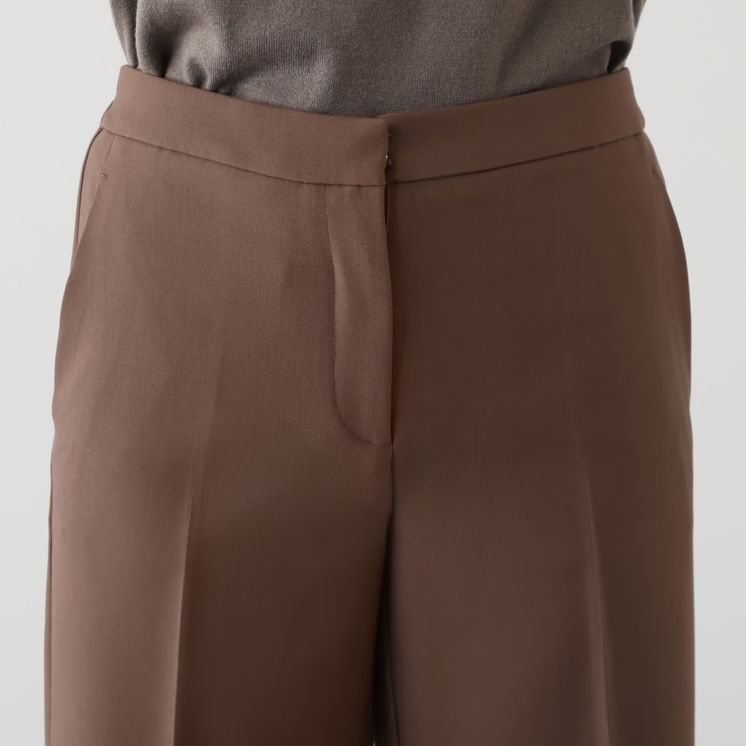 エーエフコンフィ ダブルクロス きれいめパンツ