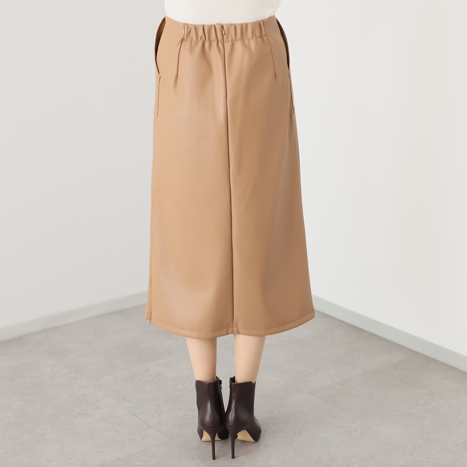 エーエフコンフィ レザーライク デザインスカート