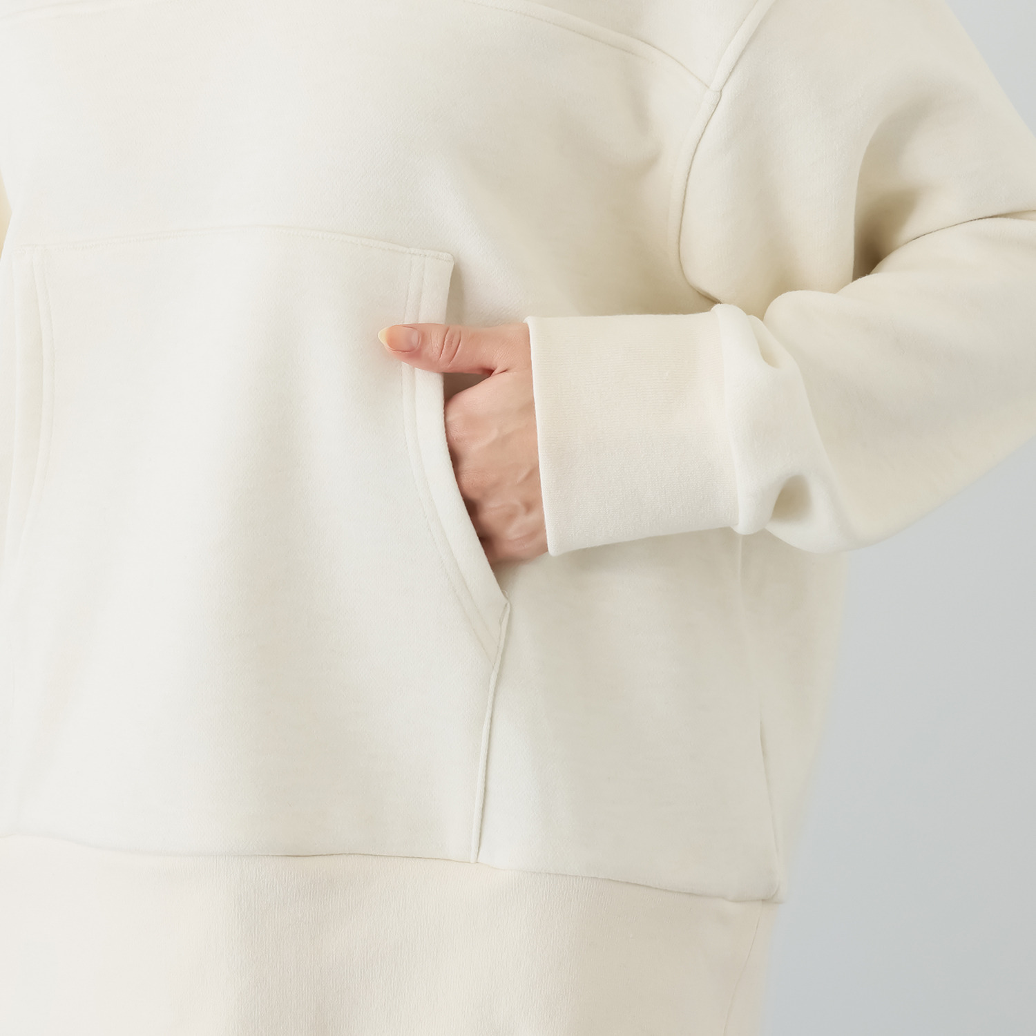 ミューリエ ジェットセッター気分で 快適おしゃれ 裏起毛フーディー