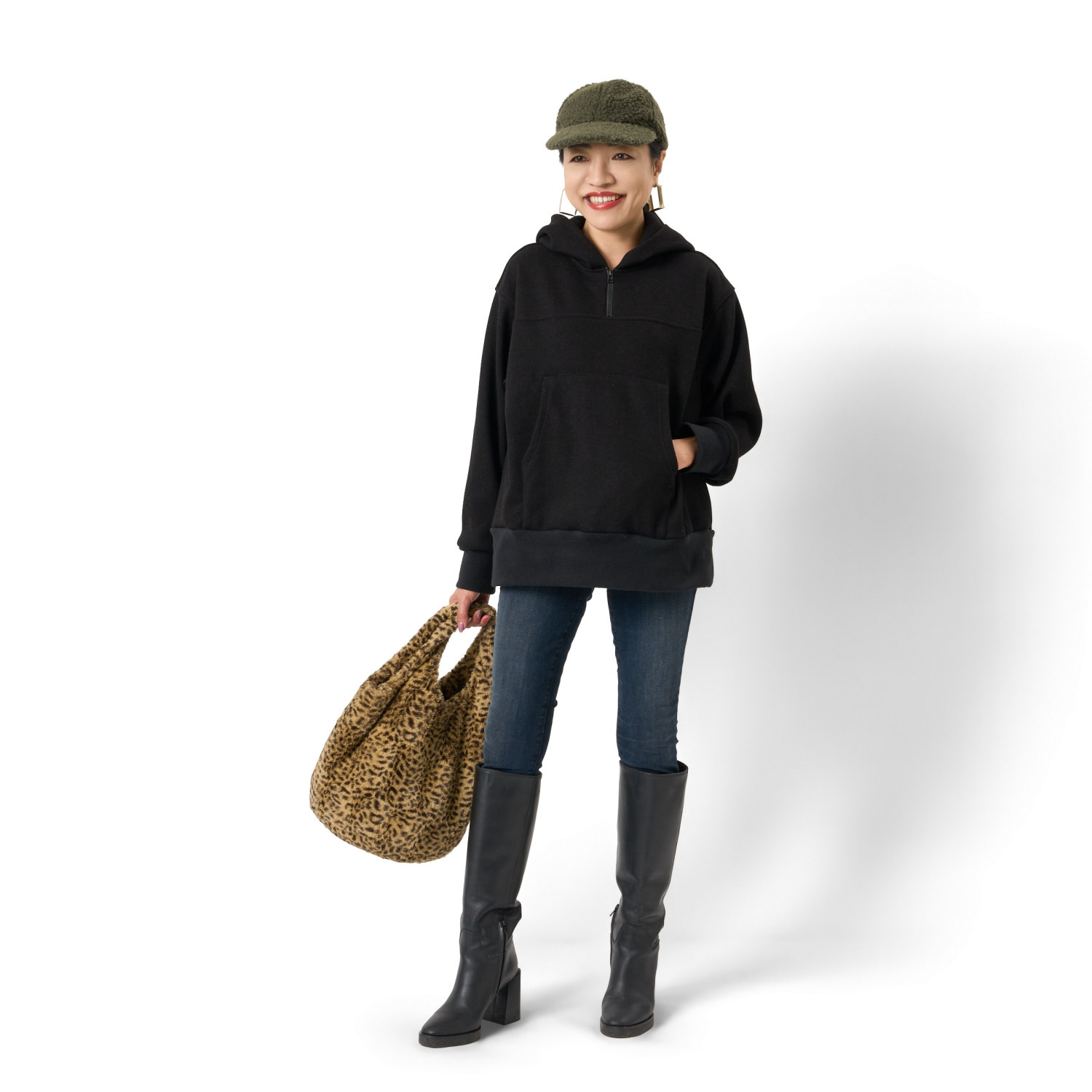 ミューリエ ジェットセッター気分で 快適おしゃれ 裏起毛フーディー