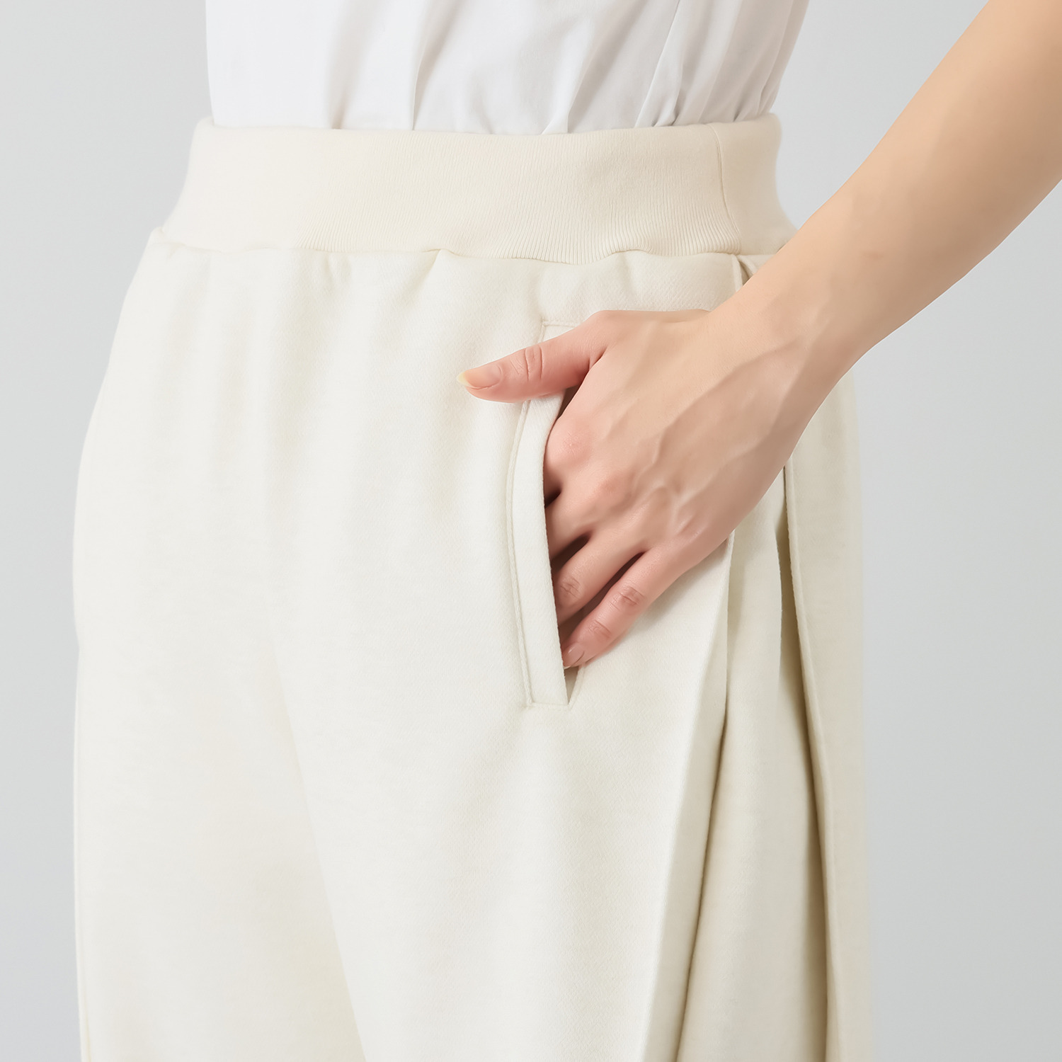 ミューリエ ジェットセッター気分で 快適おしゃれ 裏起毛パンツ