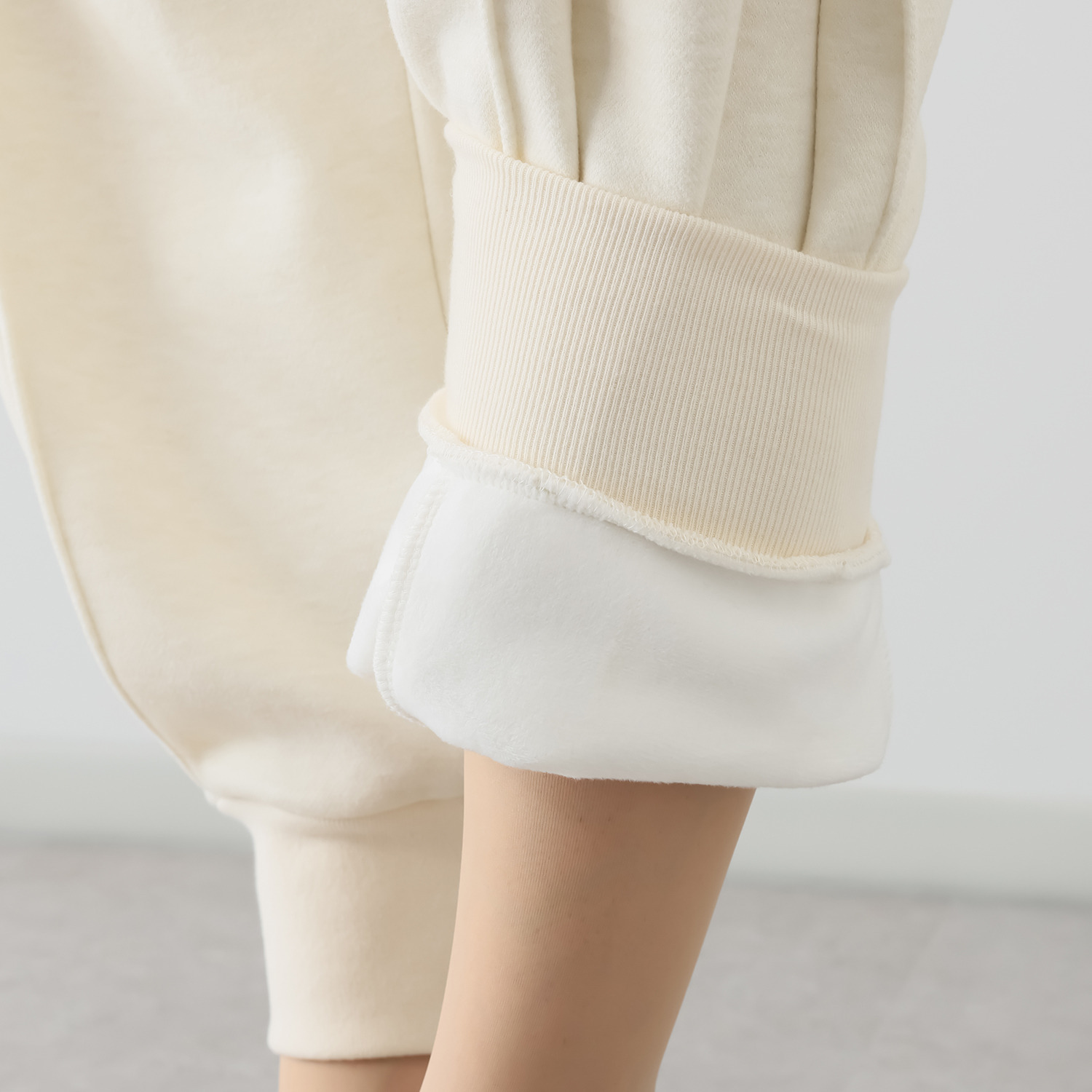 ミューリエ ジェットセッター気分で 快適おしゃれ 裏起毛パンツ