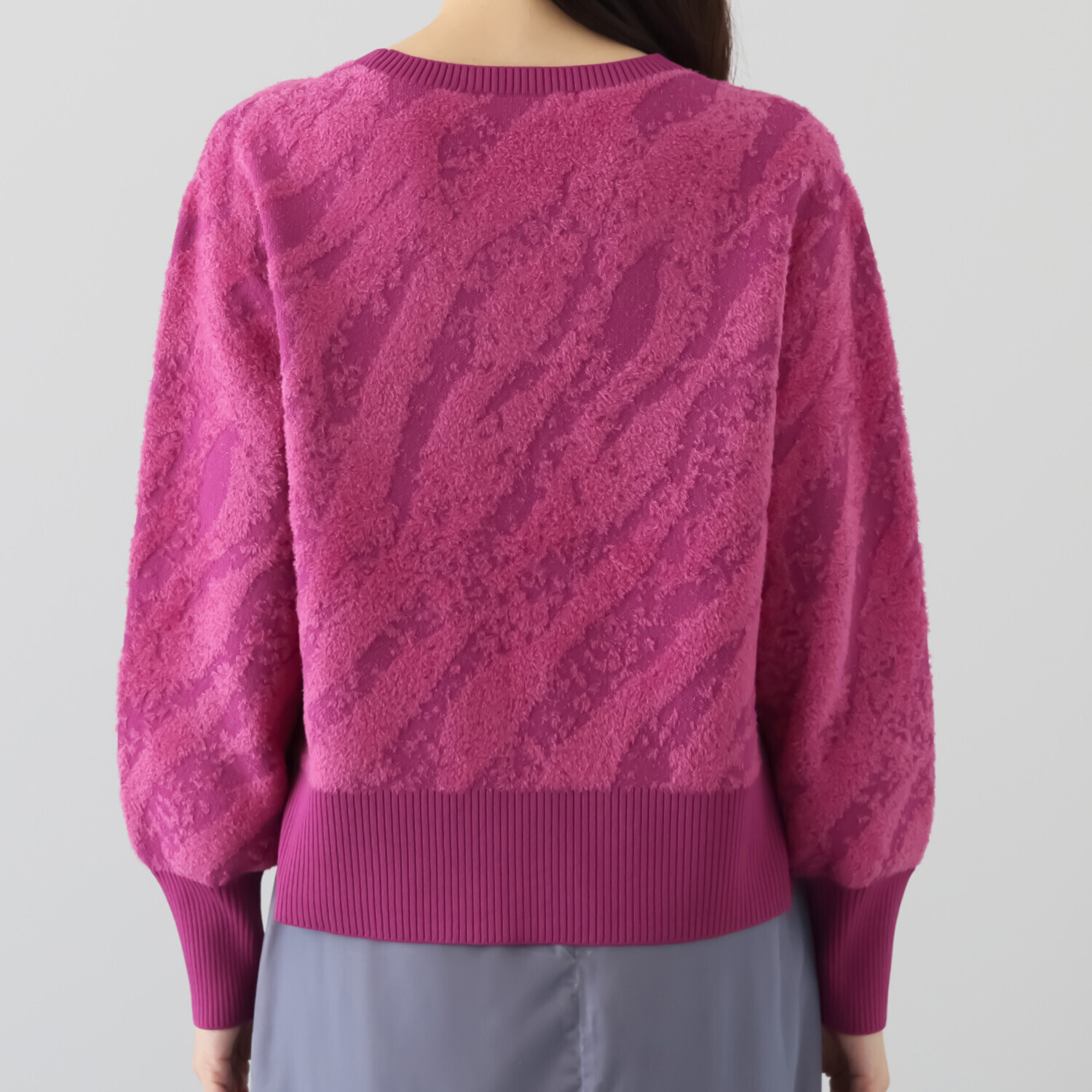 ミューリエ ゼブラ柄 ジャガードニット もっちりとした 大人のトレーナー