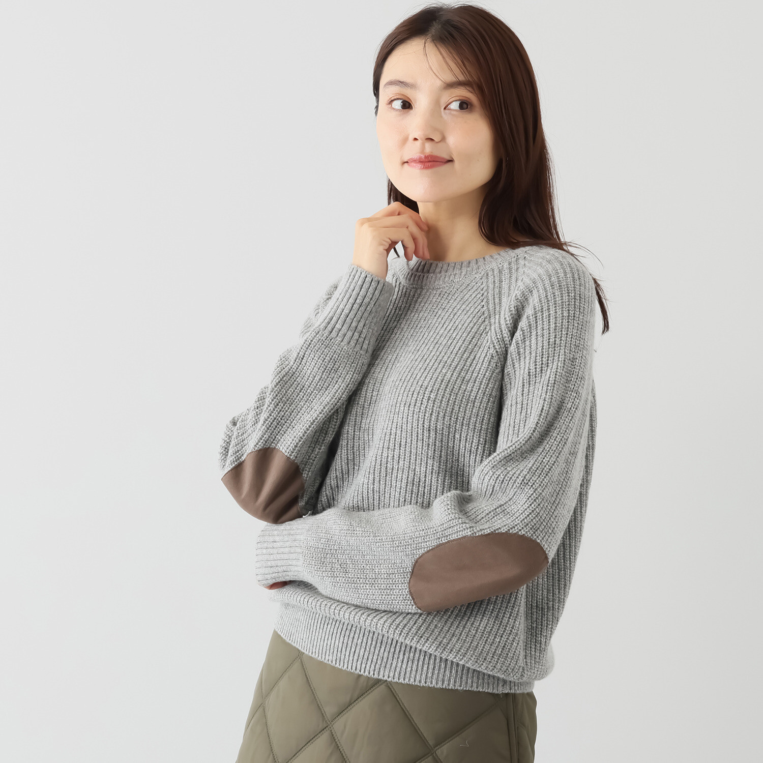 ラソエヌサーティスリー ディグリーズ 一枚でおしゃれにキマる エルボーパッチ 片畦ニットプルオーバー