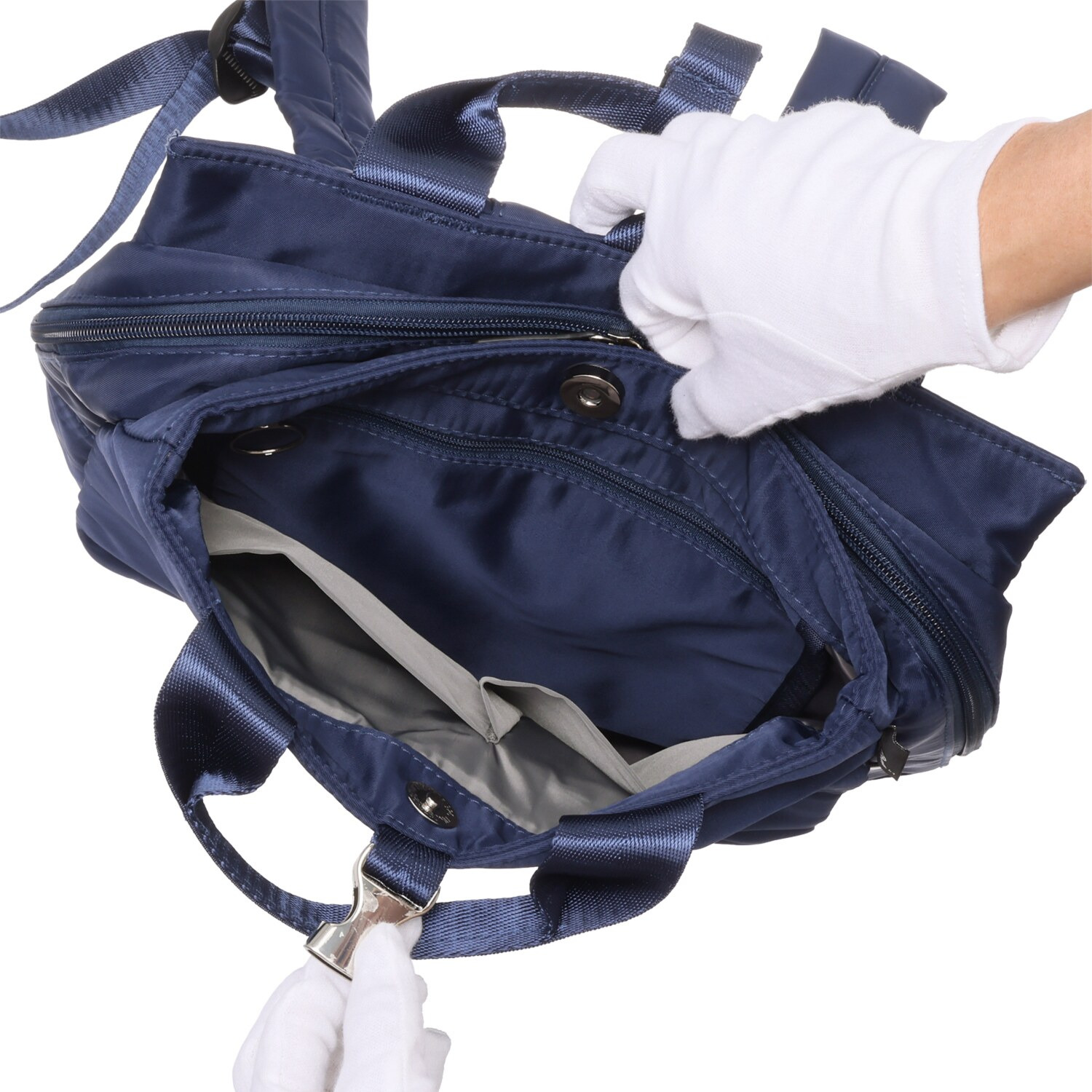 ルートート ストラップが パッド入りになった！ はっ水ナイロンリュック