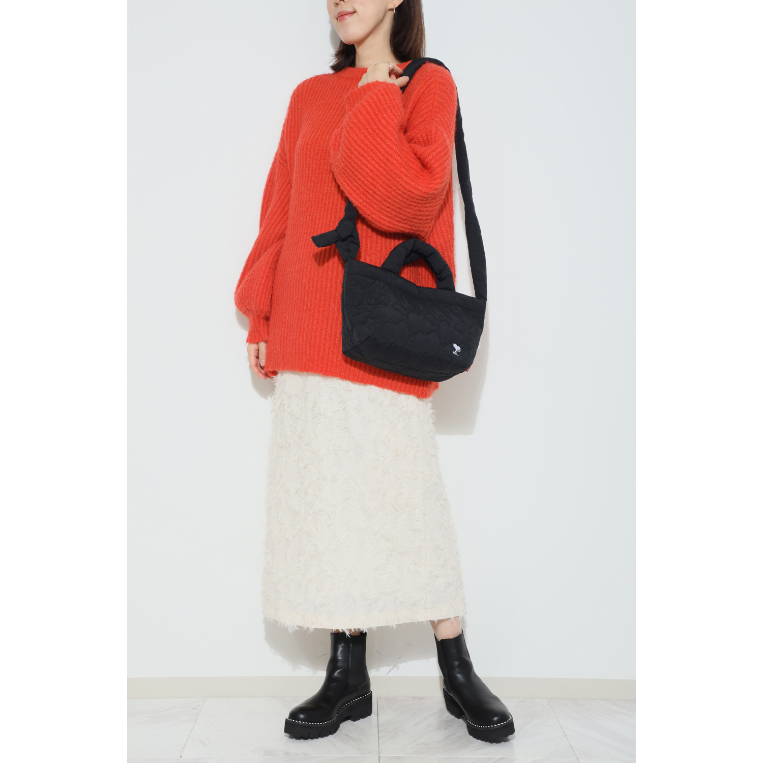 ルートート スヌーピー型の キルティングがかわいい！ ふかふかショルダー トートバッグ