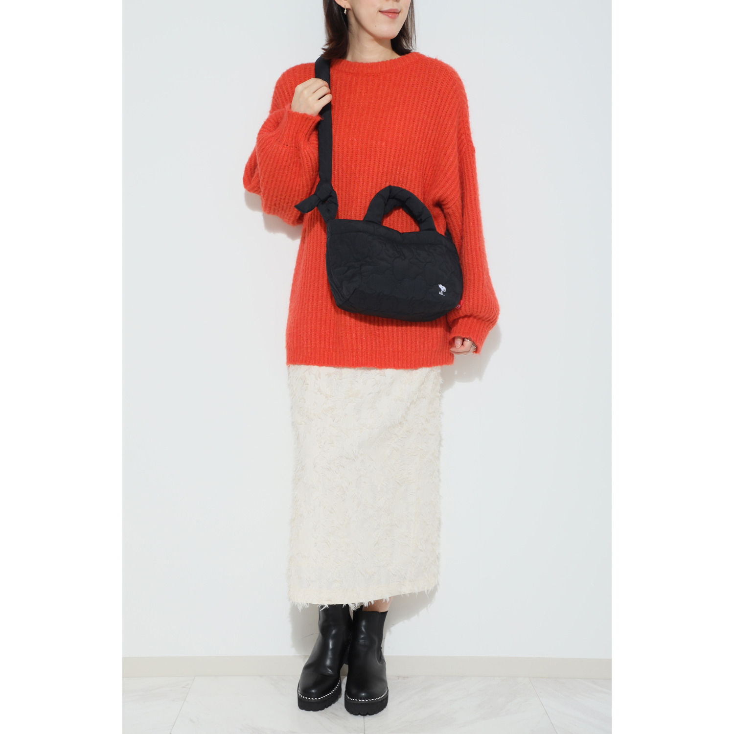 ルートート スヌーピー型の キルティングがかわいい！ ふかふかショルダー トートバッグ