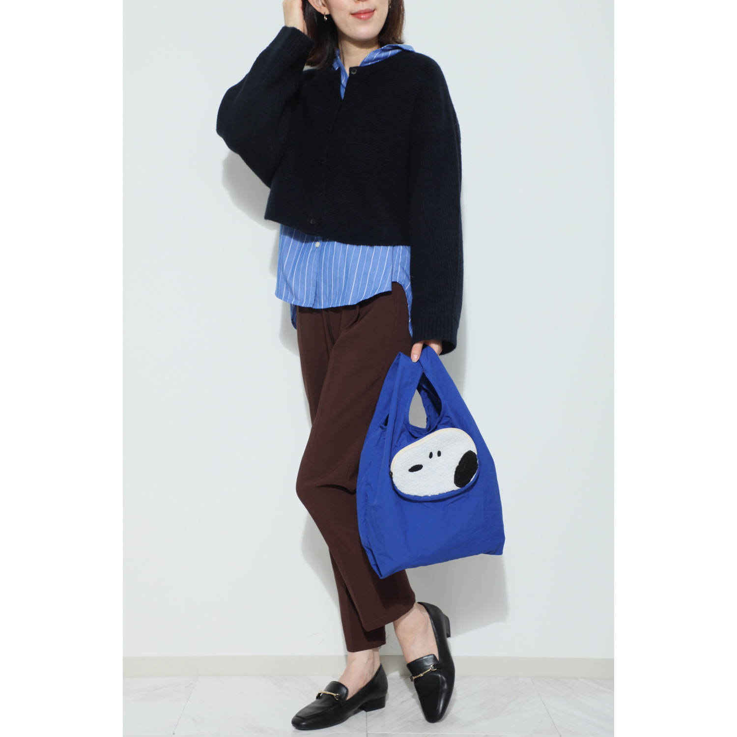 ルートート スヌーピーの ふたつの表情が楽しめる！ 収納可能な ショッパーバッグ