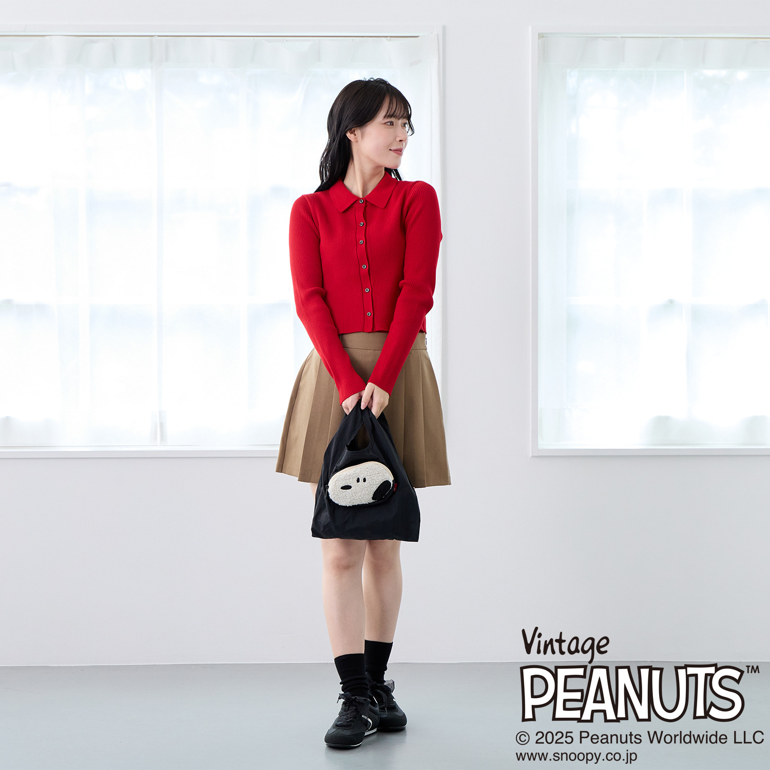ルートート スヌーピーの ふたつの表情が楽しめる！ 収納可能な ミニショッパーバッグ