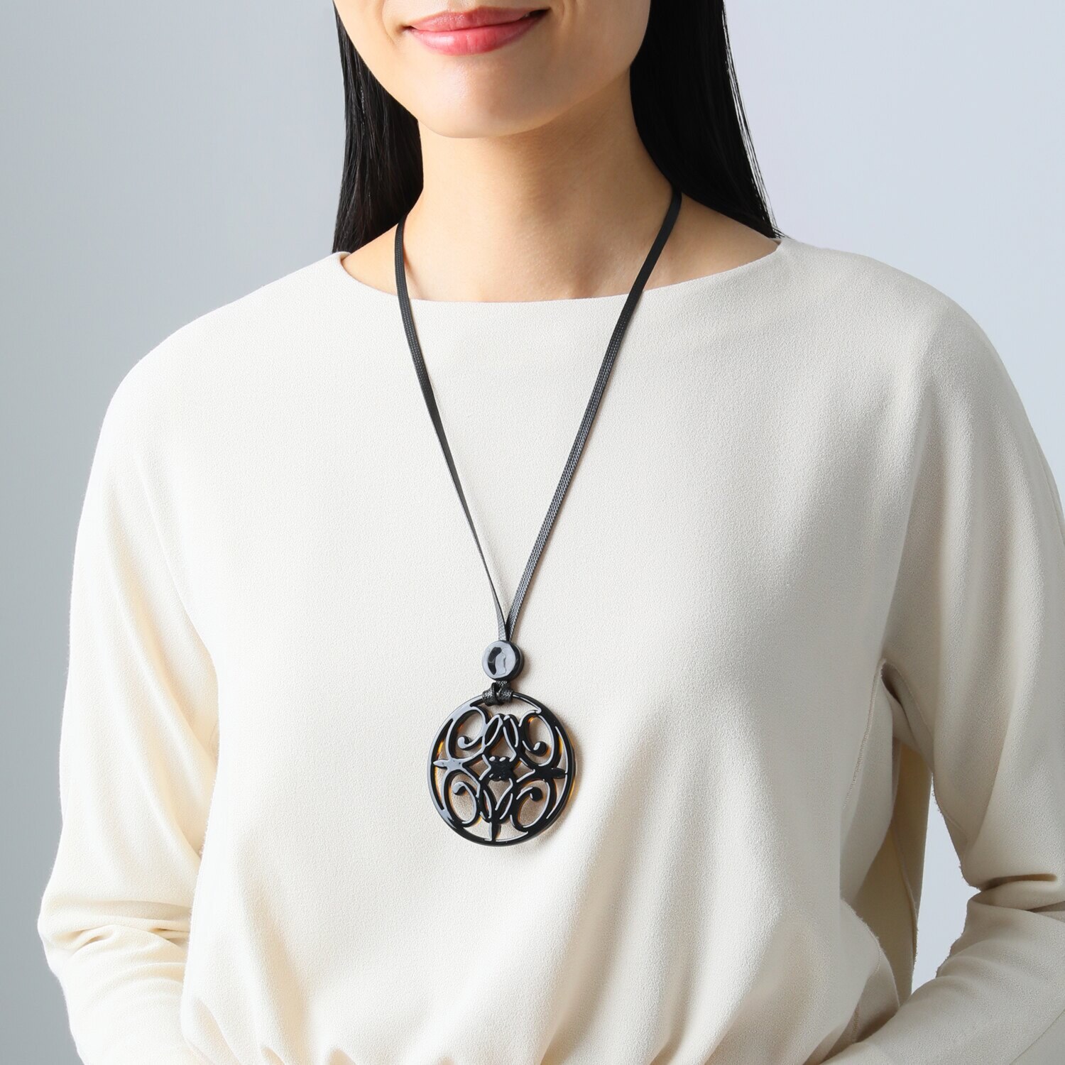 エアリーフェアリー アートカリグラフィ リバーシブル ロングペンダント