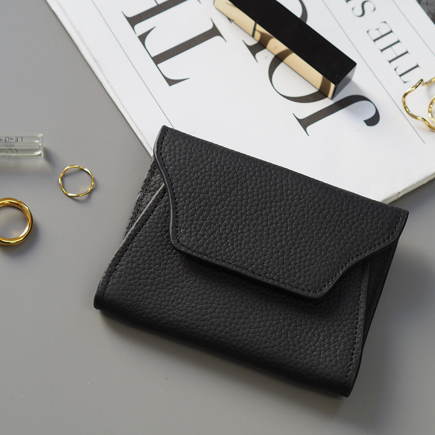 グッシオイタリー 牛革 マルチケース