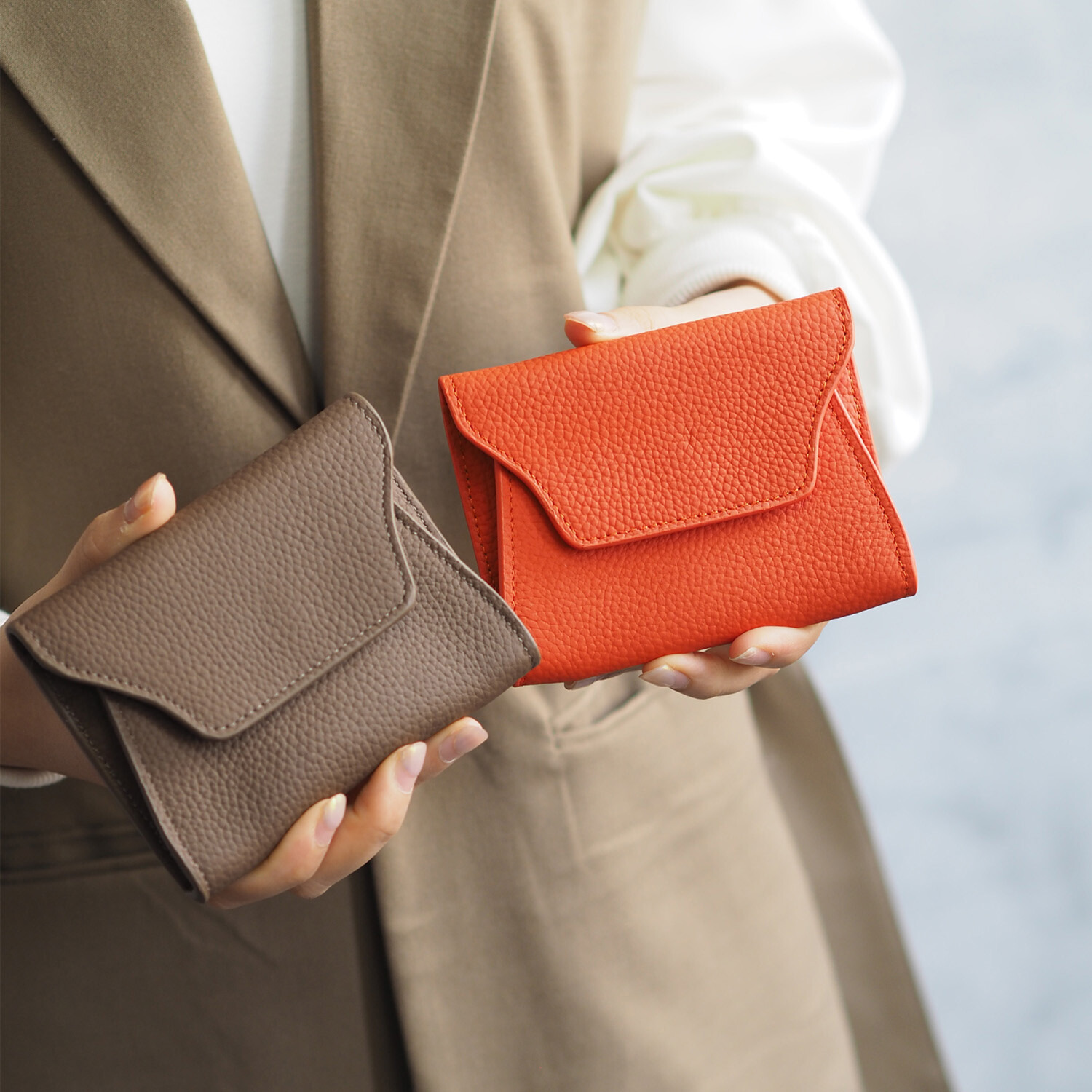 グッシオイタリー 牛革 マルチケース