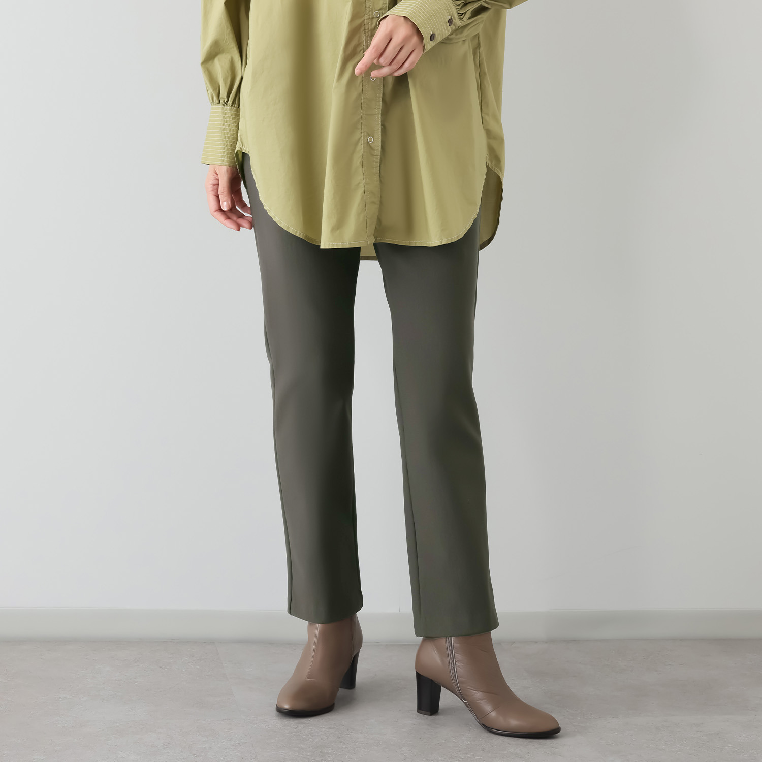 ピーツー 進化版 え！？やせて見える？ ヒートアライヴ 裏起毛ストレートパンツ ＜股下７２ｃｍ＞