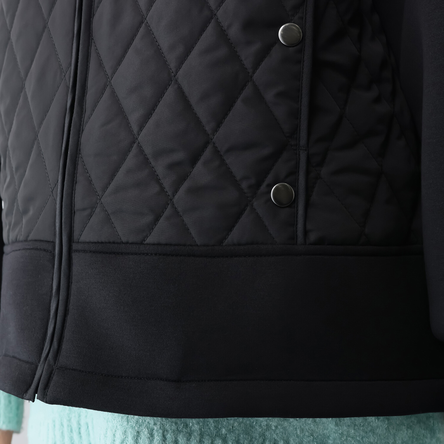 エムズ　スタイル キルト＆ダンボール切替 パイピングアクセント Ａラインシルエット フーディーブルゾン