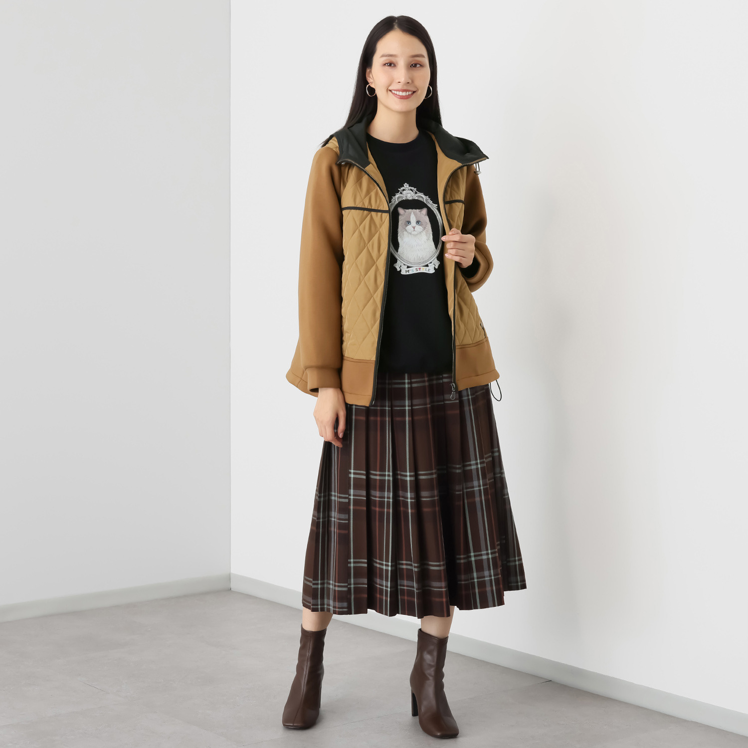 エムズ　スタイル キルト＆ダンボール切替 パイピングアクセント Ａラインシルエット フーディーブルゾン