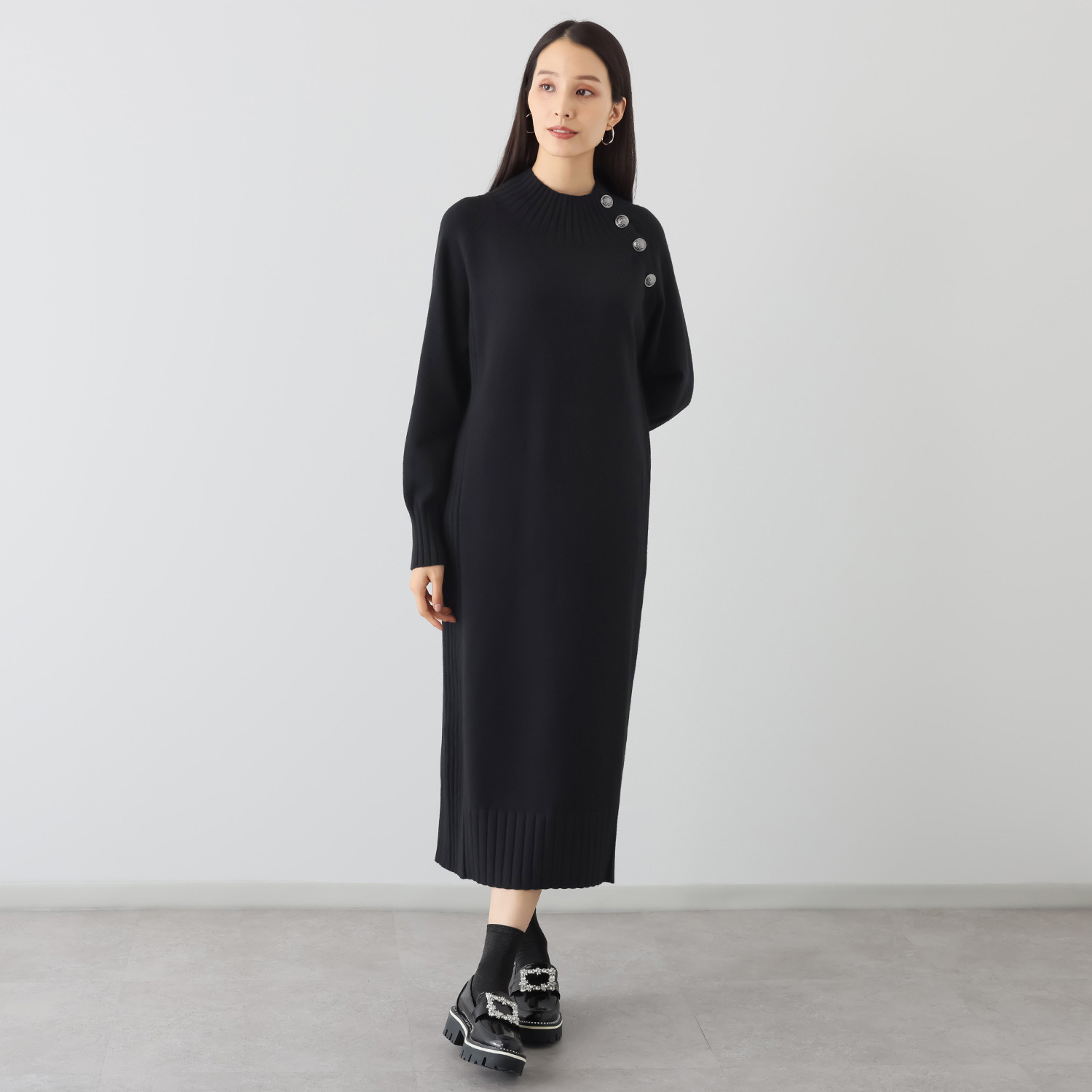 エムズ　スタイル ボタンアクセント リブ編切替デザイン ニットワンピース